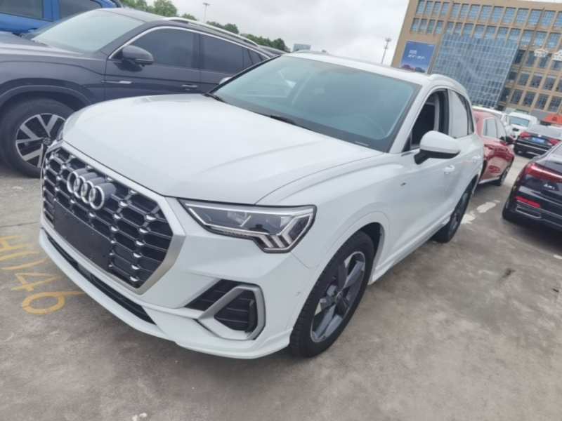 Used Audi Q3 2022 35 TFSI Fashion Dynamic Model