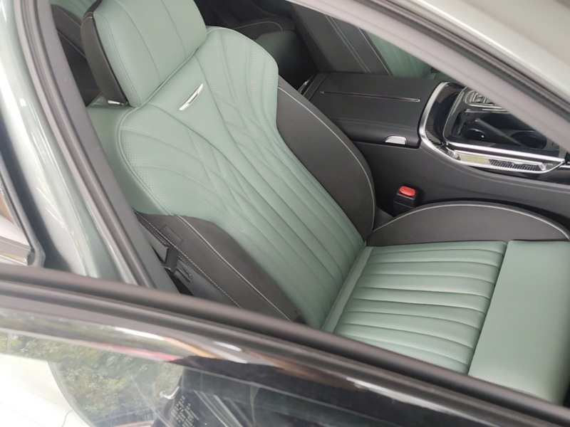 Used Hongqi H9 2025 2.0T Two-Wheel Drive Flagship Private Enjoyment Fashion Edition 5 Seats — 24