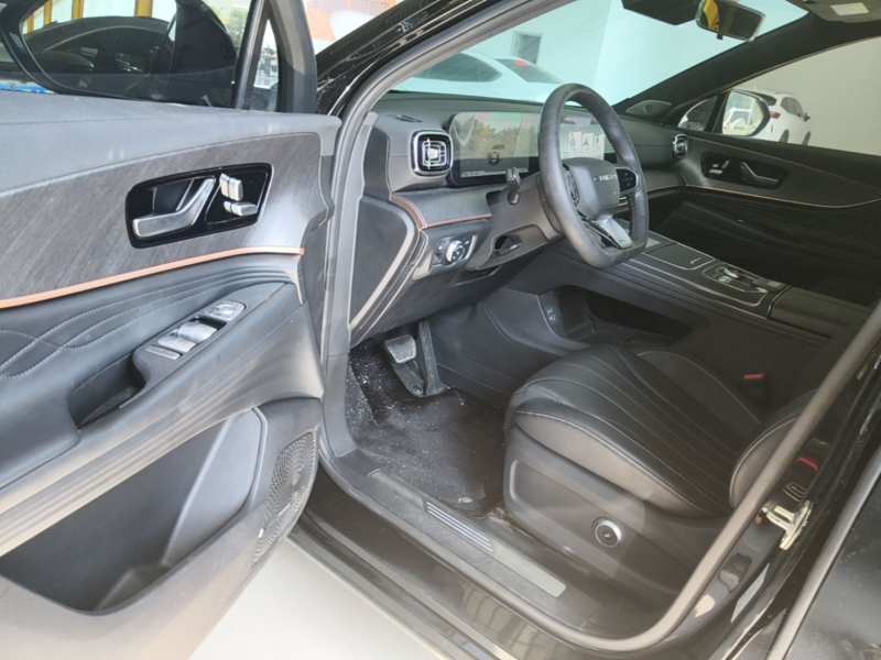 Used Chery Tiggo 9 2025 2.0T Dual-Clutch Two-Wheel Drive Luxury Edition 5 Seats — 15