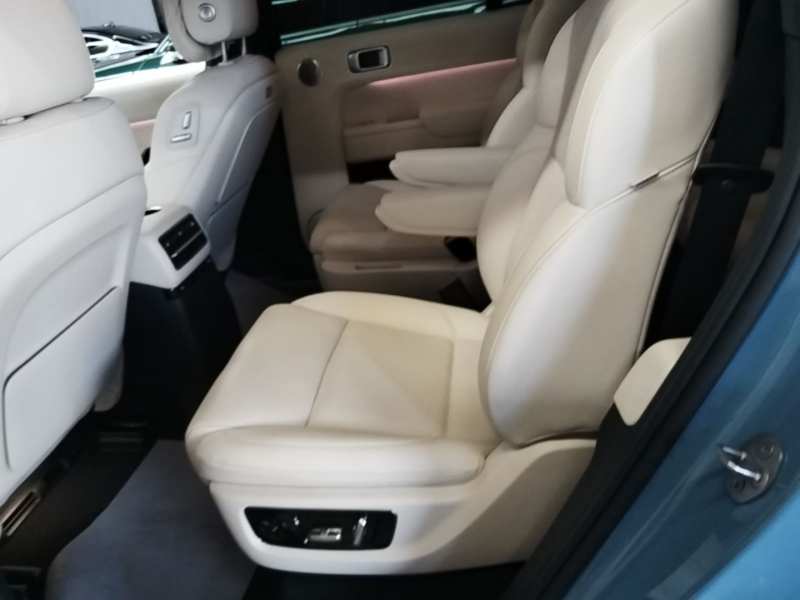 Used Li Auto L9 2022 Max model — 16