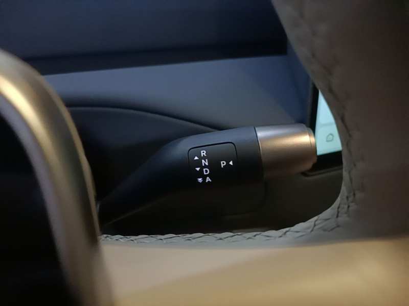 Used Li Auto MEGA 2025 Ultra Smart Refreshed Edition — 13