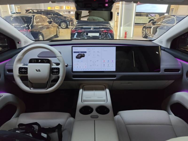 Used Li Auto i8 2025 Model Standard Version — 9