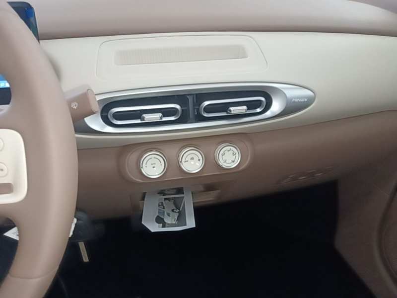 Used Wuling Hongguang MINIEV 2025 Four-Door Version Advanced Edition — 12