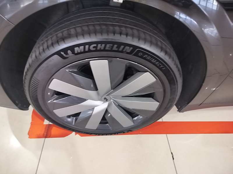 Used Li Auto i6 2025 Model Two-Wheel-Drive Standard Type — 22