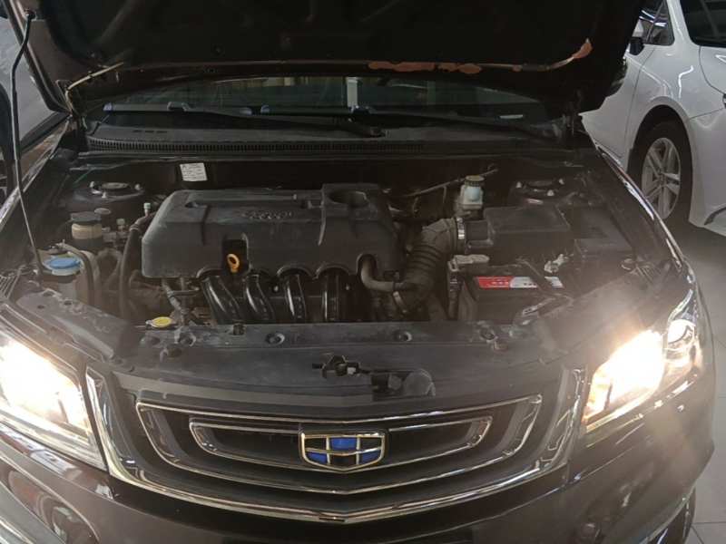 Used Geely Auto Emgrand 2017 Sedan Million Edition 1.5L Manual Luxury Model — 19