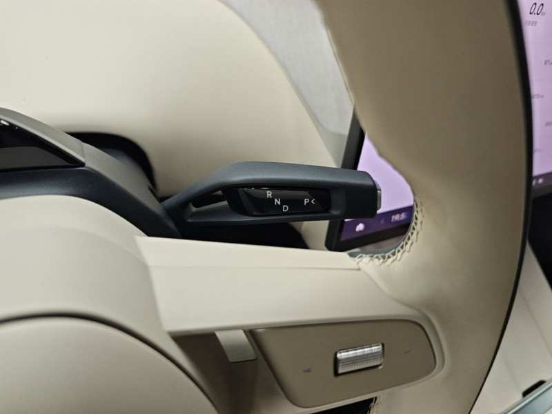 Used Xiaomi Auto YU7 2025 Ultra-Long Range High-Performance All-Wheel-Drive Max Edition — 13