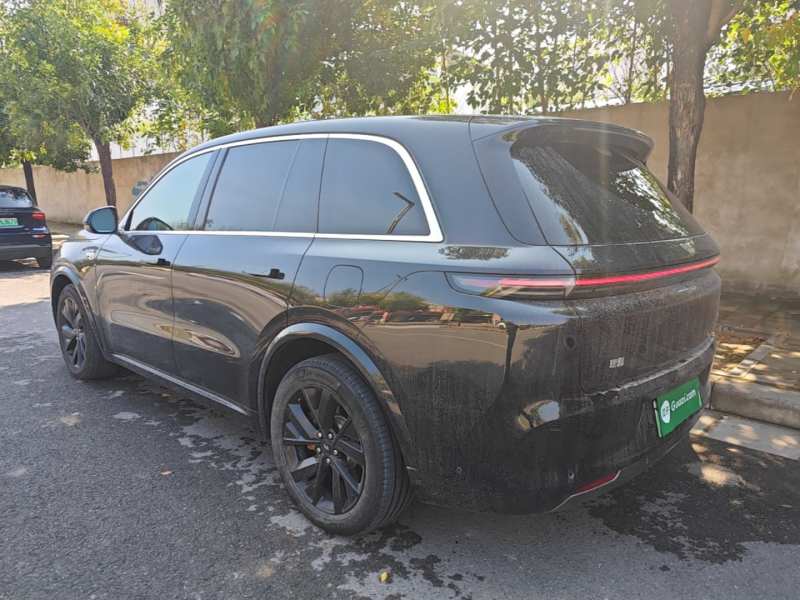 Used Li Auto L8 2023 Air model — 4