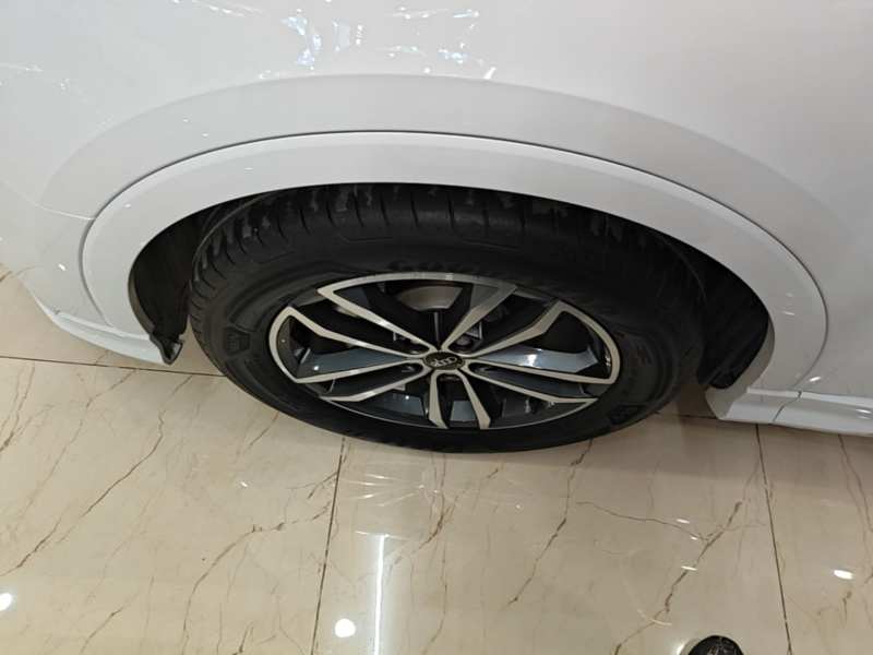 Used Audi Q3 2022 35 TFSI Progressive Dynamic Edition — 22