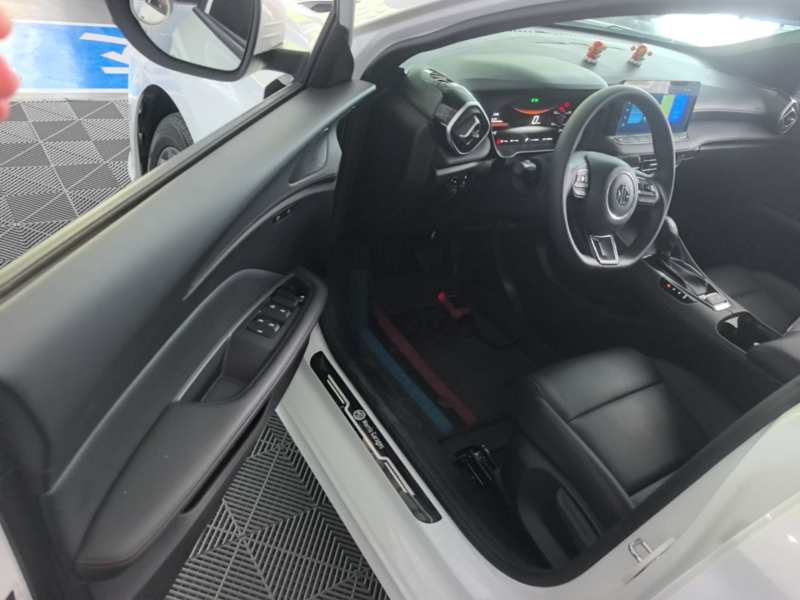 Used MG 5 2025 180 DVVT Global First Edition — 14