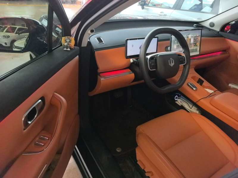 Used Leapmotor C16 2024 Range-Extended 200 Luxury Edition — 15