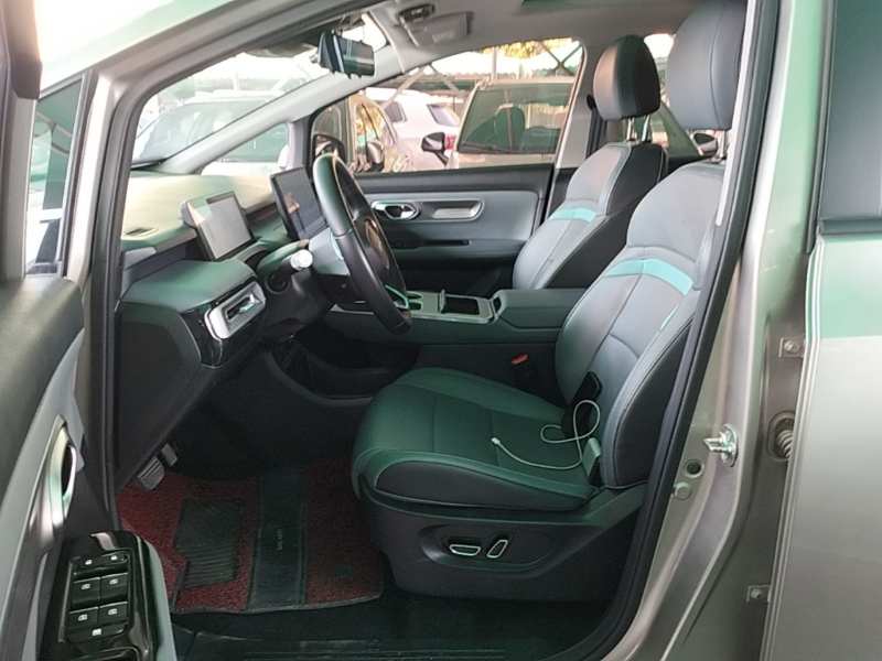 Used AION Y 2023 Plus 510 Smart Edition — 14