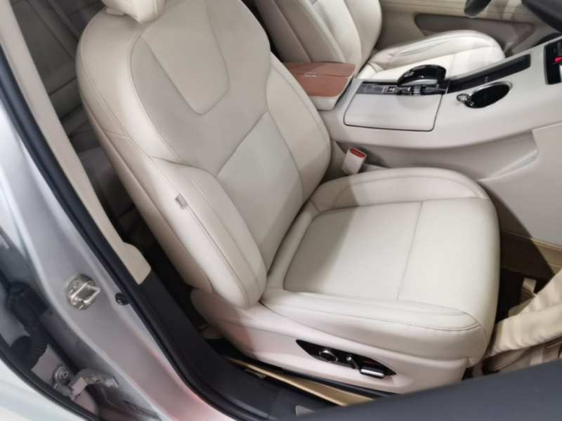 Used Hima AITO M5 2022 Extended-Range Four-Wheel Drive Performance Version — 24