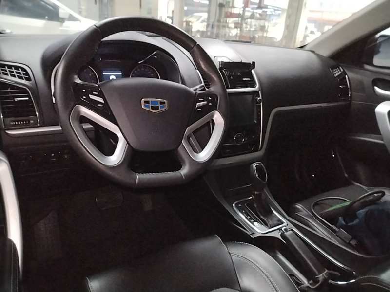 Used Geely Auto Emgrand 2016 Sedan 1.5L CVT Upward Version — 9