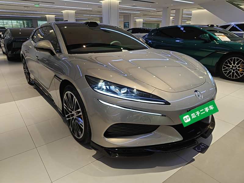 Used Denza Z9GT 2026 Flash Charge Flagship Edition — 3