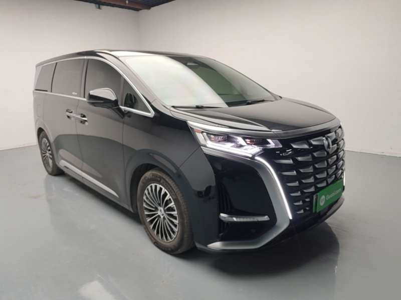 Used Denza D9 2024 DM-i 1050 Luxury Model — 3