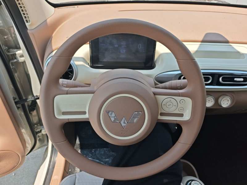 Used Wuling Hongguang MINIEV 2025 Four-Door Version Advanced Edition — 10