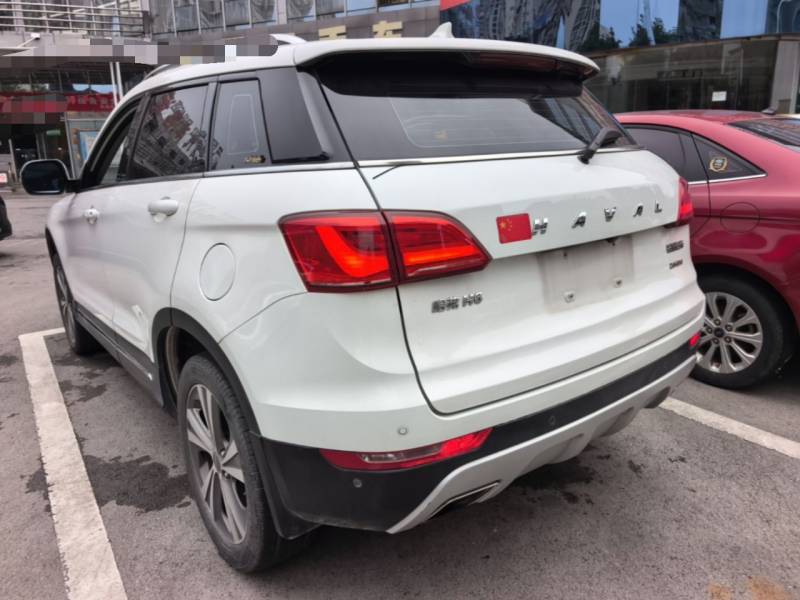 Used Haval H6 Coupe 2015 Blue Label 2.0T Manual Two-Wheel-Drive Elite Model — 4