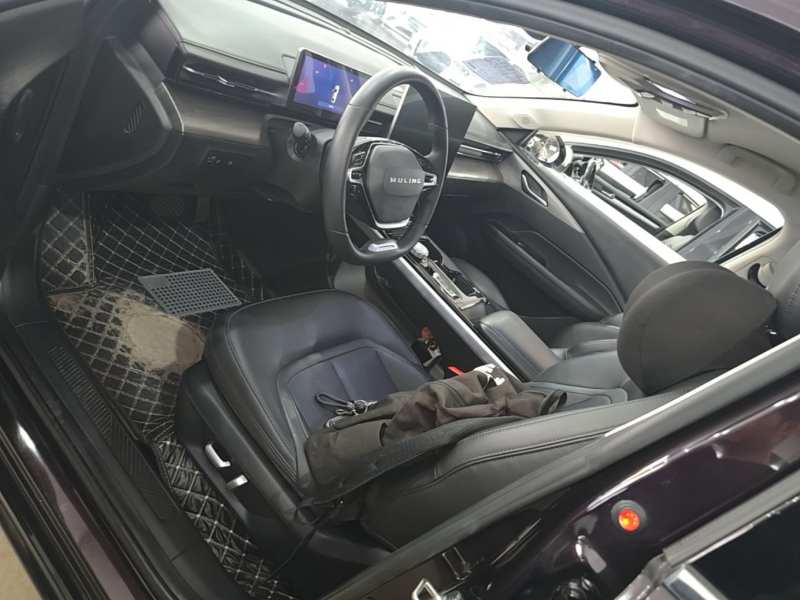 Used Wuling Xingguang 2023 150 Advanced Edition — 14
