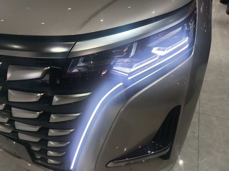 Used Denza D9 2022 DM-i 970 Four-Wheel Drive Flagship Model — 23