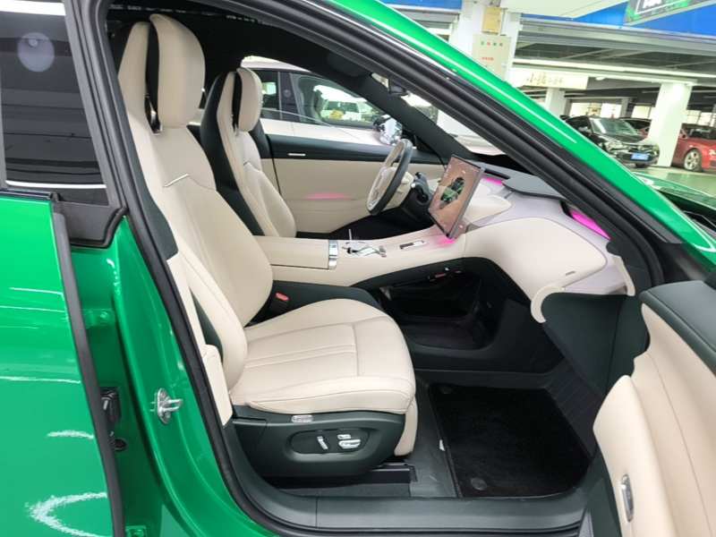 Used Xiaomi Auto YU7 2025 Ultra-Long Range Rear-Wheel Drive Version — 24