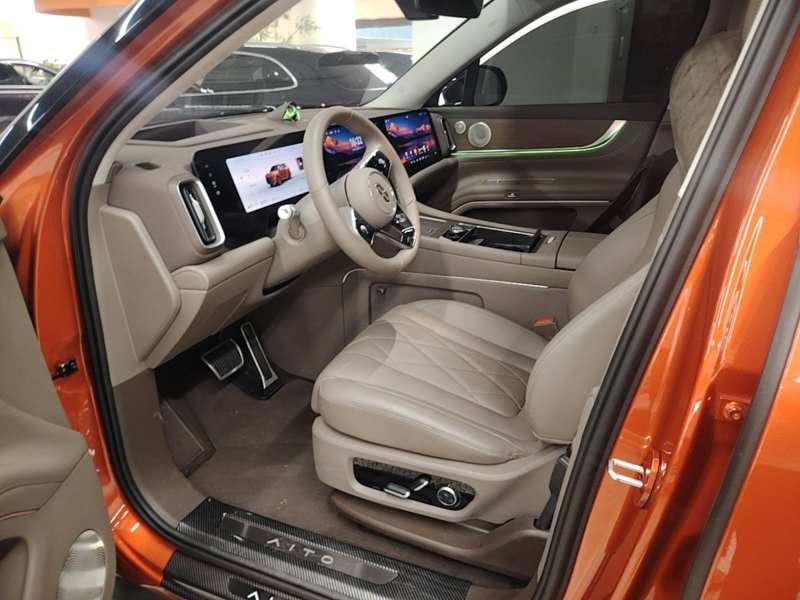 Used Hima AITO M9 2024 Range-Extended Max Edition 42 kWh 6-Seater Version — 14