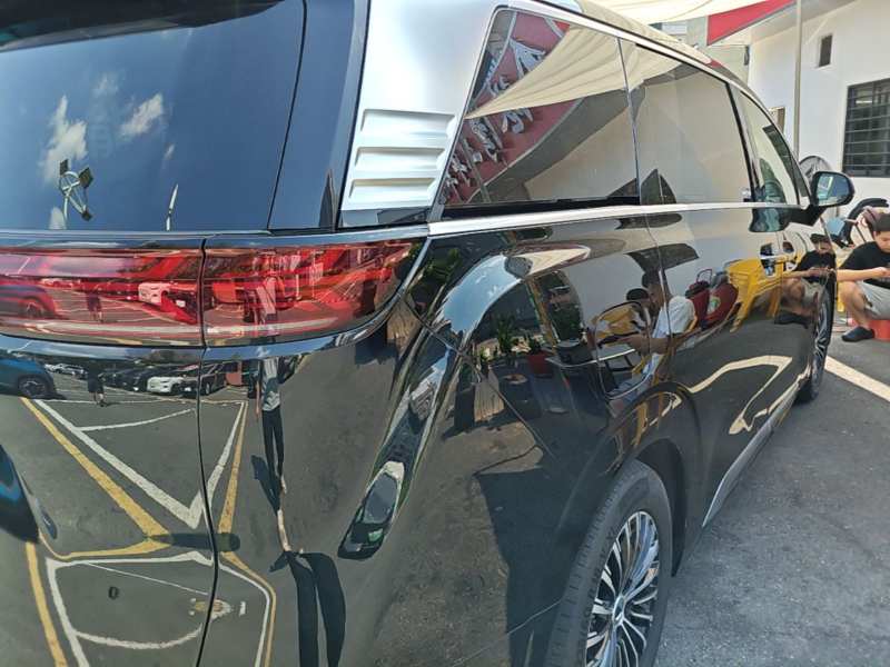 Used Denza D9 2024 EV 620 Premium Model — 7