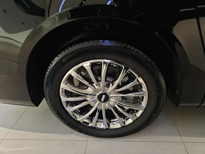 Used Wey Gaoshan 2025 Four-Wheel Drive Alpine 8 — 25