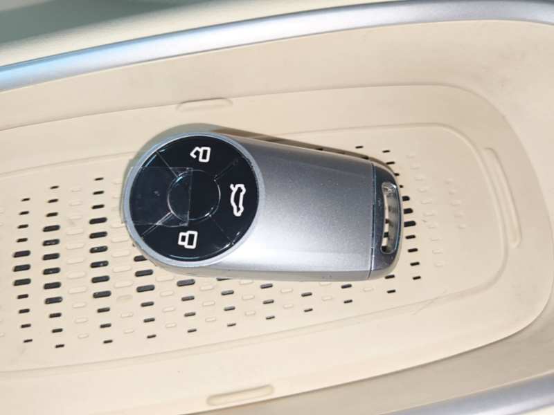 Used ORA Good Cat 2025 Model, 430 km Prestige Version — 8