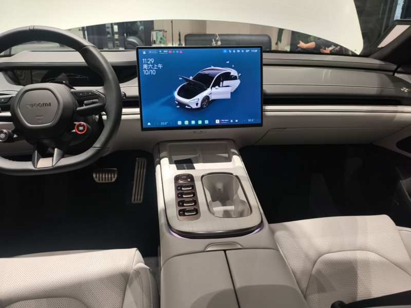Used Xiaomi Auto SU7 2024 Four-Wheel Drive Ultra-Long Range Advanced Intelligent Driving Max Edition — 12
