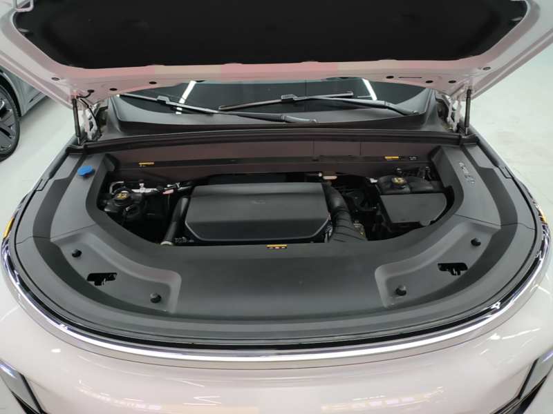 Used Li Auto L8 2025 Ultra Smart Refreshed Edition — 19
