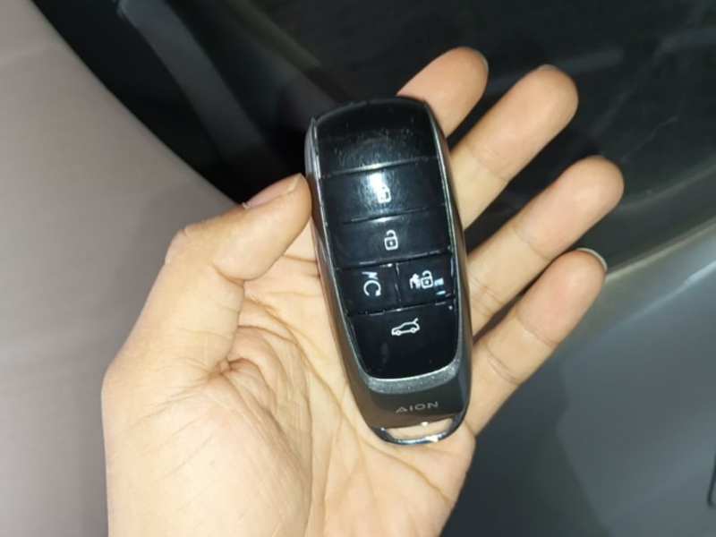 Used AION Y 2023 Y Business Edition — 8