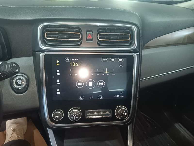 Used Lynk & Co 01 2017 2.0T Two-Wheel Drive Pro Edition — 12