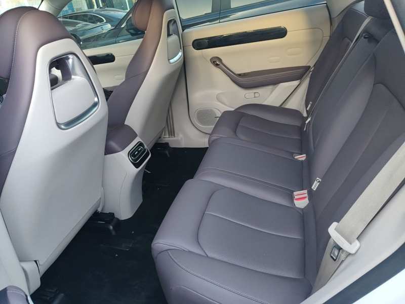 Used Leapmotor C11 2023 Range-Extended 300 Comfort Edition — 16