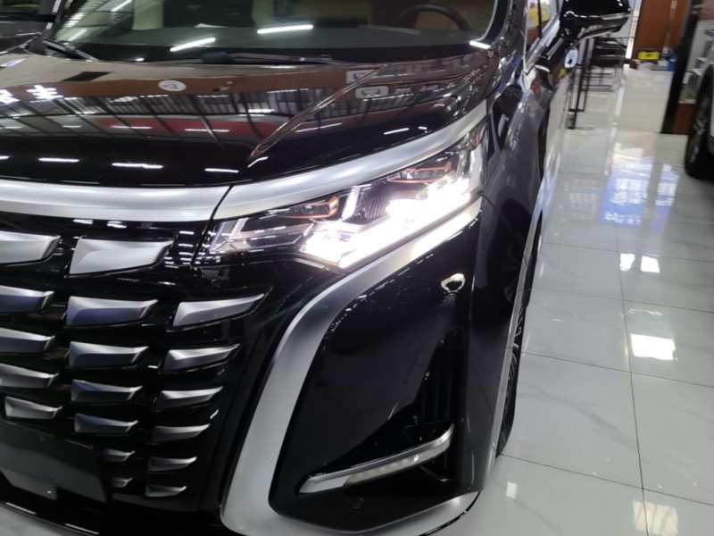 Used Denza D9 2024 DM-i 1050 Luxury Model — 23