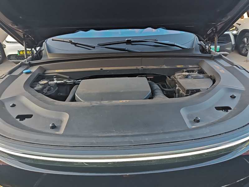 Used Li Auto L8 2023 Pro Model — 19