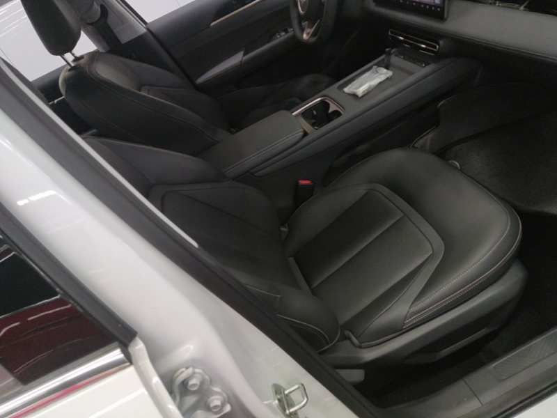 Used Wuling Xingguang 2025 510 km Advanced Smart Version — 24