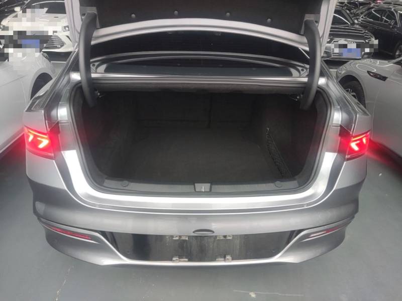 Used BYD Qin PLUS 2023 Champion Edition DM-i 55KM Leading Model — 18