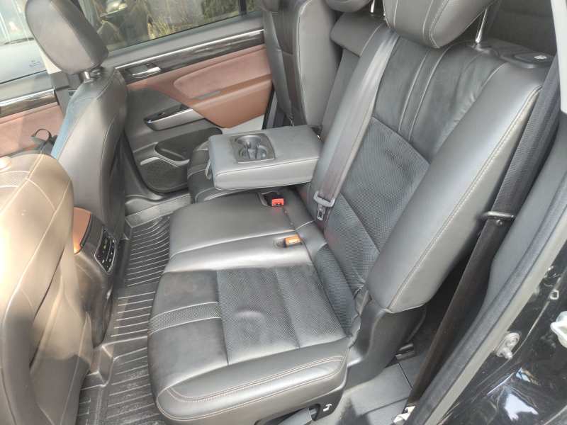 Used GAC Trumpchi GS8 2017 320T Two-Wheel Drive Luxury Smart Connectivity Version (7 Seats) — 9