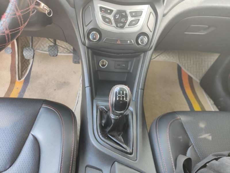 Used Chery Arrizo 5 2017 1.5L Manual Lingchao Edition — 13