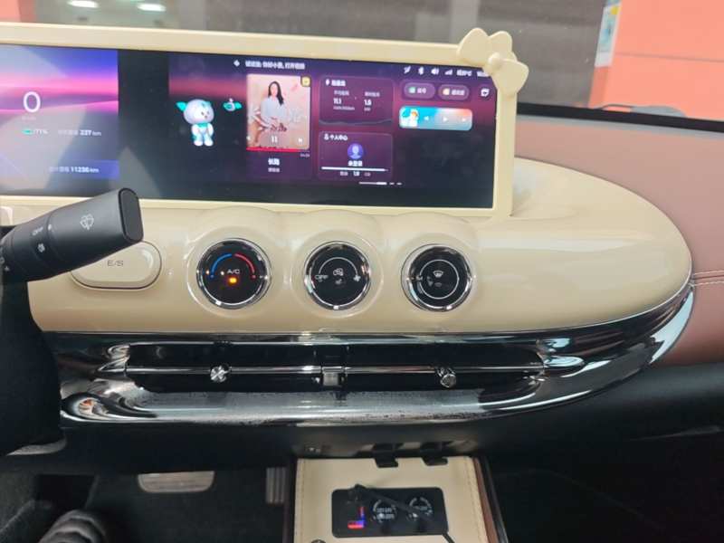 Used Wuling Bingo 2023 333 km Lingxi Connected+ Version — 12