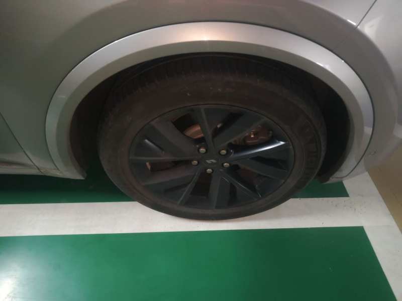Used Li Auto L8 2023 Pro Model — 17