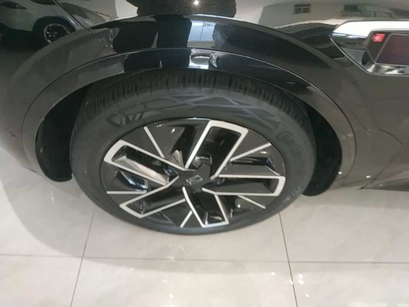 Used Avatr 11 2023 Harmony 90° Four-Wheel Drive Version — 22