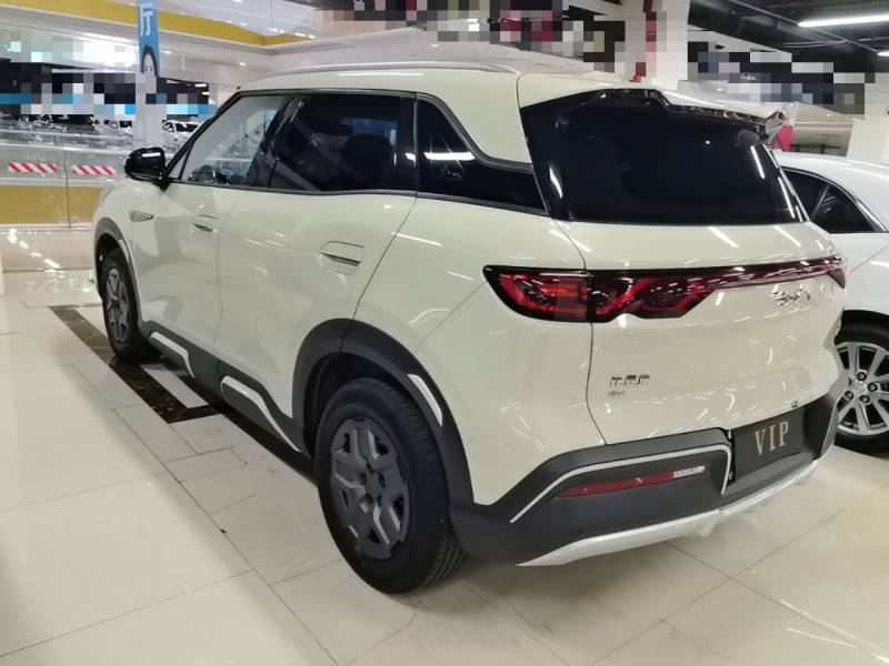 Used BYD Yuan UP 2024 401 km Active Version — 4