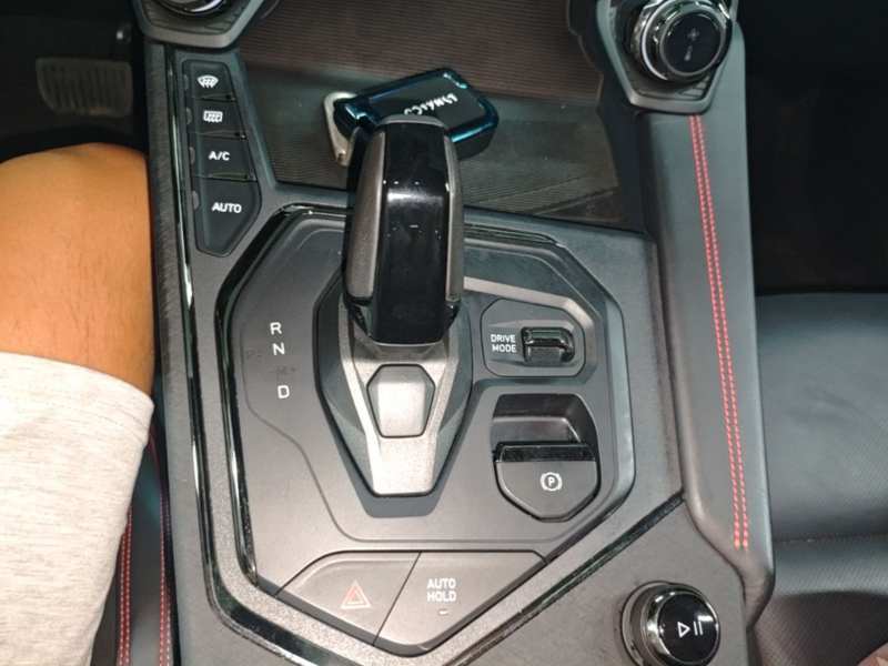 Used Lynk & Co 05 2020 2.0TD Four-Wheel Drive HypeHalo — 13