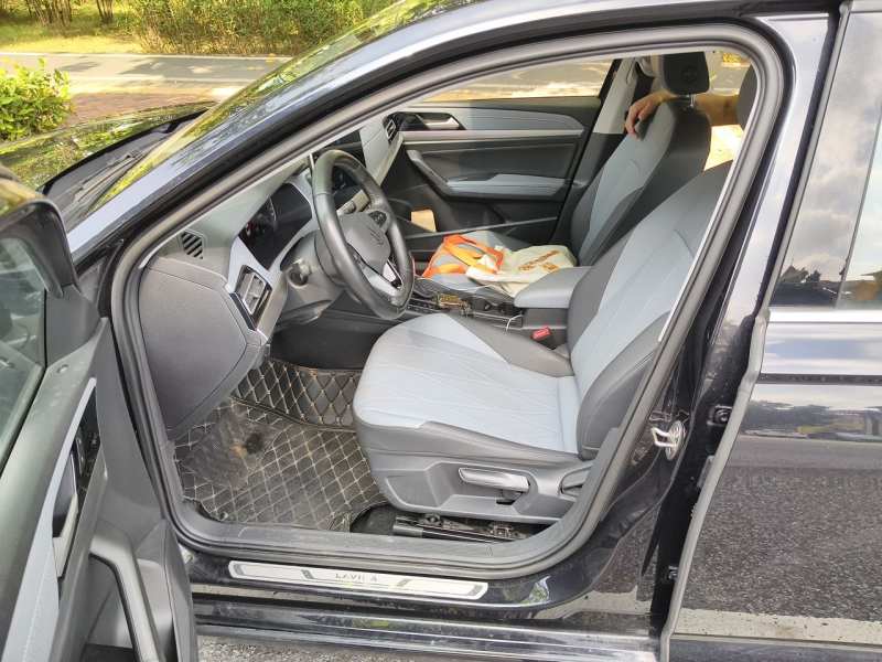 Used Volkswagen Lavida 2023 1.5L Automatic 5 Million Edition — 7