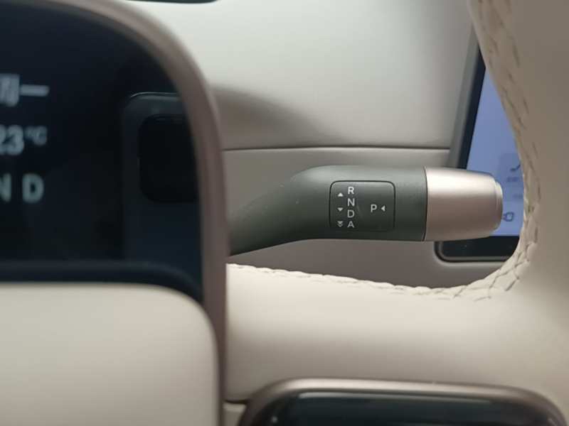 Used Li Auto i8 2025 Model Standard Version — 13