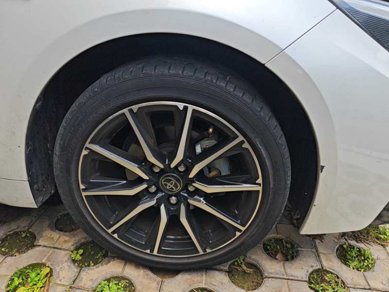Used Toyota Levin 2023 Smart Electric Hybrid Dual-Engine 1.8L Sport Edition — 17