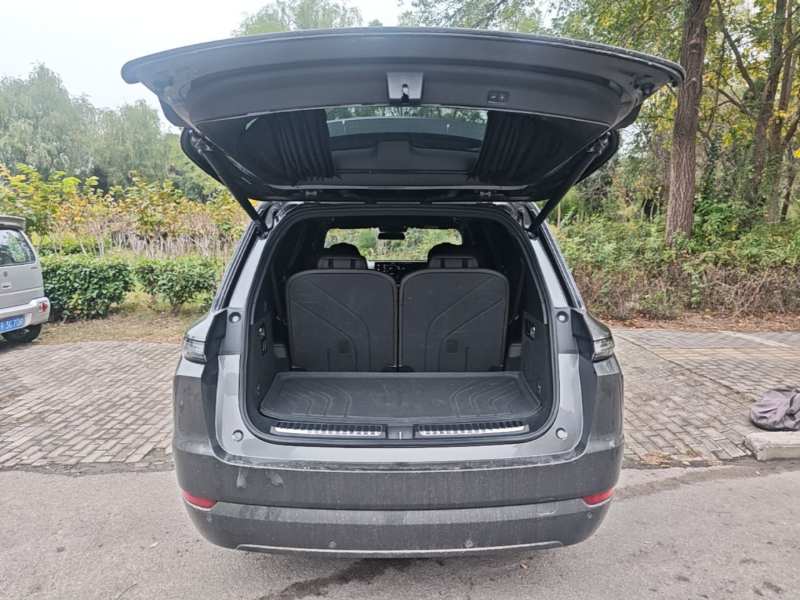 Used Li Auto L9 2022 Max model — 18