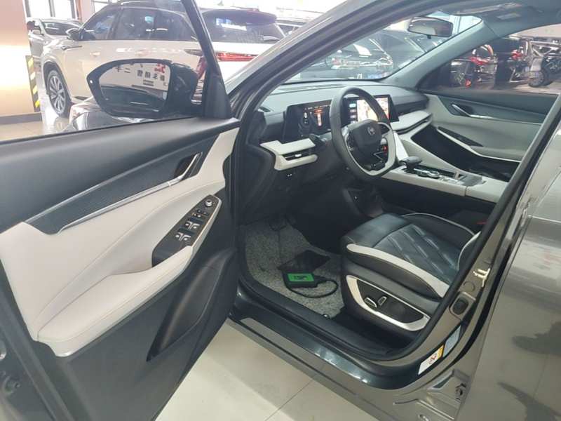 Used CHANGAN CS75 PLUS 2023 3rd Generation 1.5T Automatic Prestige Model — 15