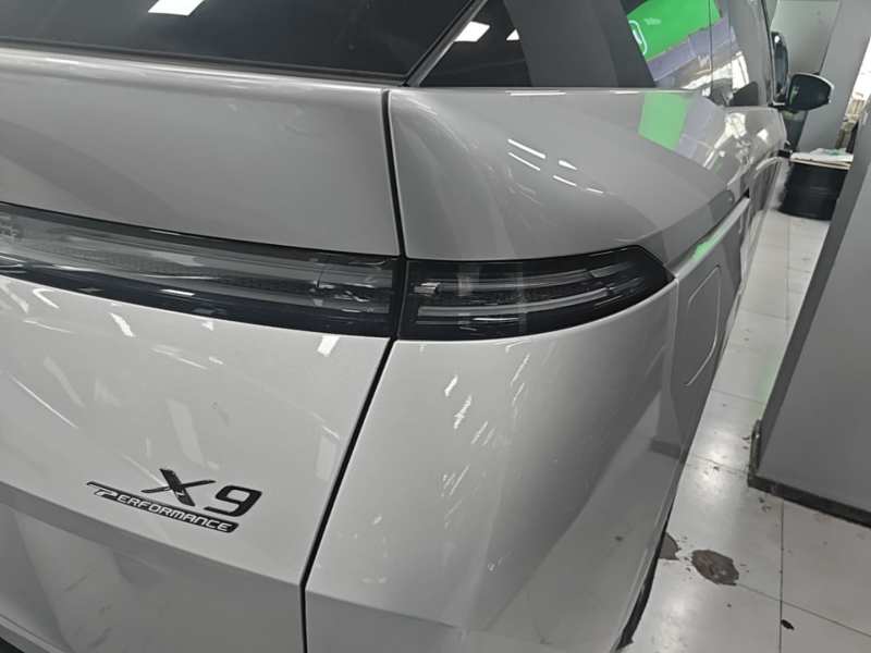 Used XPeng X9 2025 702 Four-Wheel Drive High-Performance Max — 7